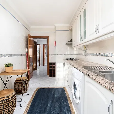 Διαμέρισμα Spacious&bright2bedroom Near Beaches,sleeps 6