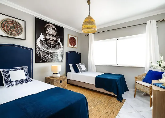 アパート Spacious&bright2bedroom Near Beaches,sleeps 6 *