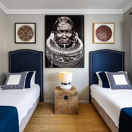 Spacious&bright2bedroom Near Beaches,sleeps 6 Portimão